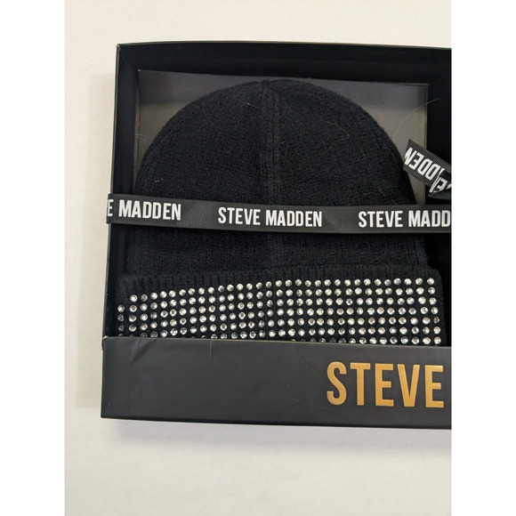Steve Madden Hat And Glove Set - Black bedazzled Sequin Beanie NEW - Picture 4 of 6